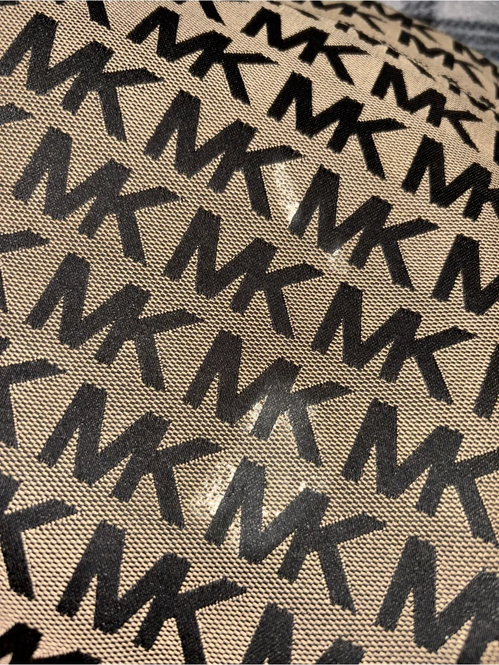 Michael Kors please note